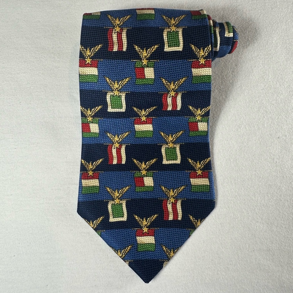 Tommy Hilfiger Silk Tie Navy Eagle Crest American Italian Flag Novelty - Picture 2 of 5
